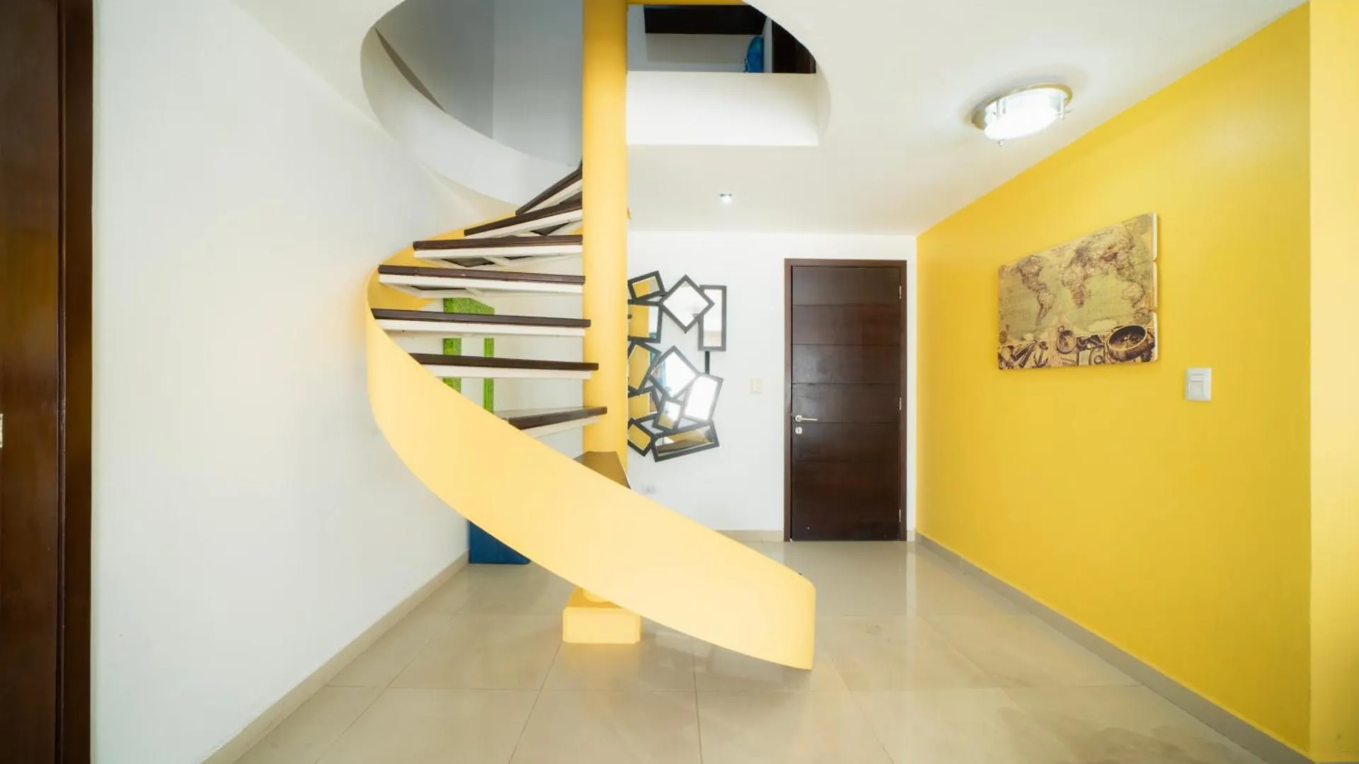 2 Bedroom Penthouse With Private Jacuzzi Next To Fifth Avenue And Beach - Plaza Paraiso A203 Playa del Carmen